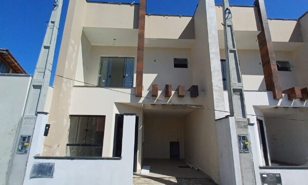 Casa 92m² 1 vaga Armacao Penha/SC