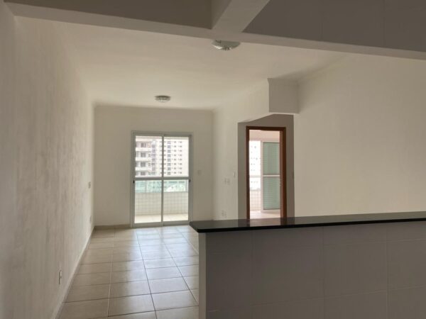 APARTAMENTO de 2 quartos no BAIRRO GUILHERMINA PG