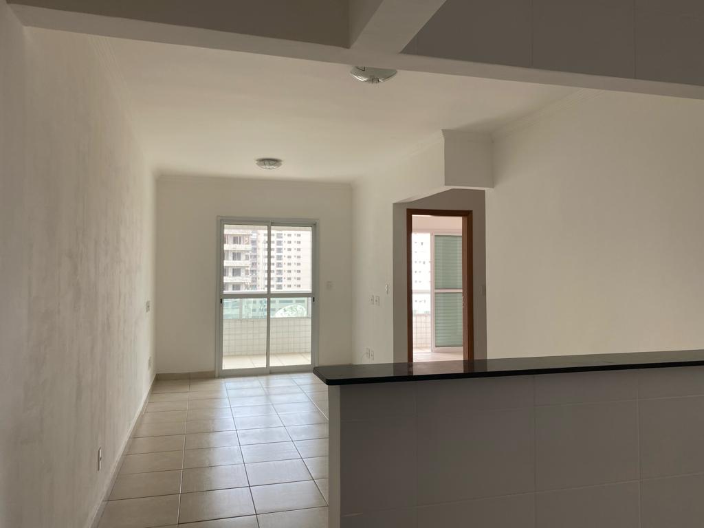 APARTAMENTO de 2 quartos no BAIRRO GUILHERMINA PG