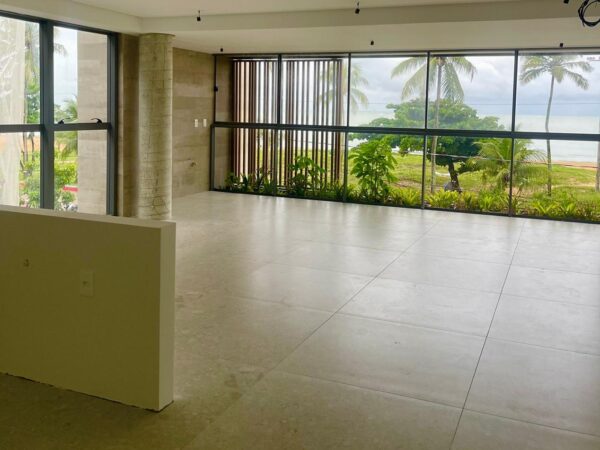 Térreo com área privativa.Seu novo lar à beira-mar do cabo branco