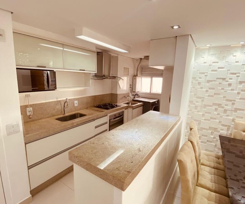 Vendo apartamento com 72 mts2. 2 Quartos , 1 Suite,no Morumbi, oportunidade