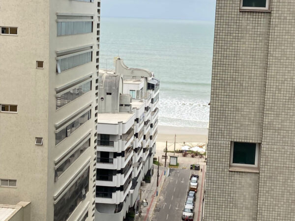 Aparamento prontinho para morar em Meia Praia Itapema