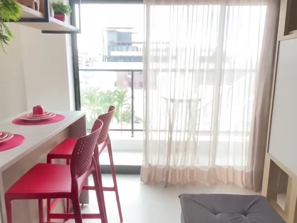Flat com varanda, na Beira Mar do Jardim Oceânia.João Pessoa Paraíba