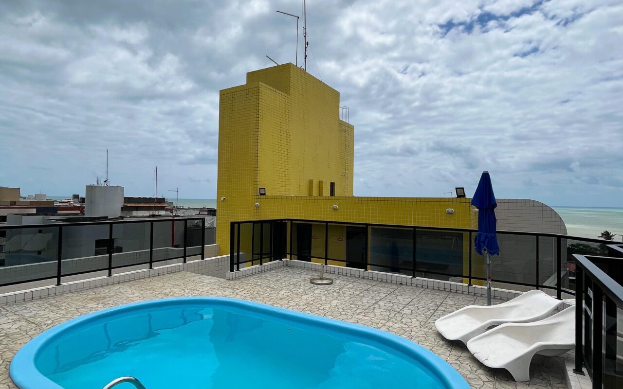 Vende-se apartamento com Varanda Gourmet, vista Mar,na melhor localização de Tambau
