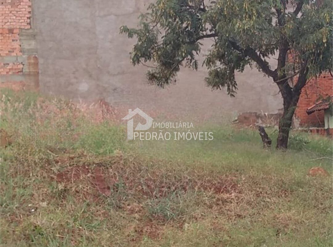 Lote/Terreno de 200m² no bairro Jardim Monte Azul, em Lençóis Paulista