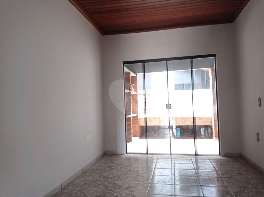 Casa de 1 quarto, 137m² no bairro Vila São Judas Tadeu, em Lençóis Paulista