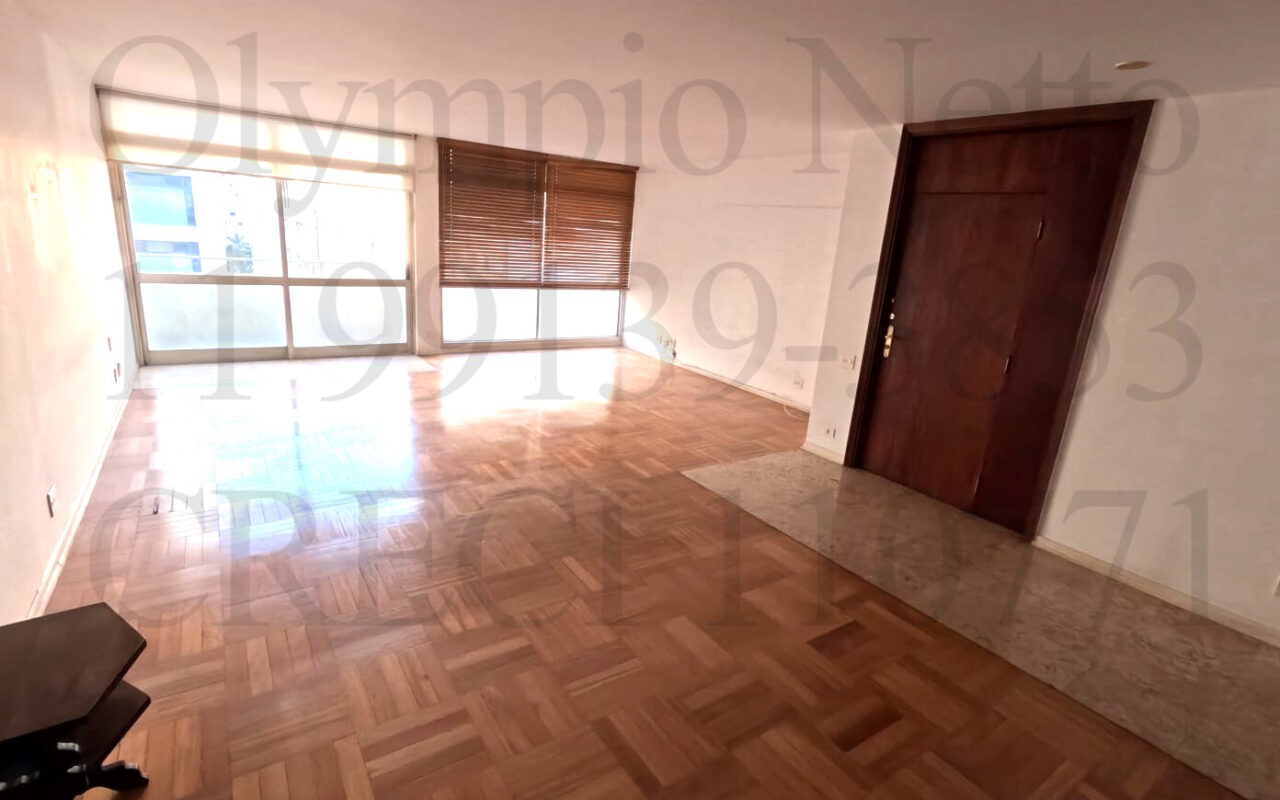 Apartamento com 190 mts2, com Terraço em Andar Alto