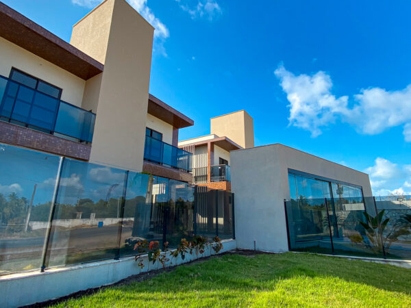 Casa Duplex em Condomínio – Ponta de Campina