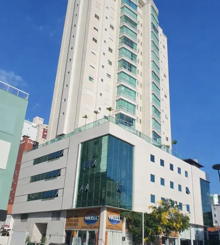Cobertura Duplex com 260m², 4 Suítes e Lazer de Resort Jardim Atlântico.Balneário Camboriú