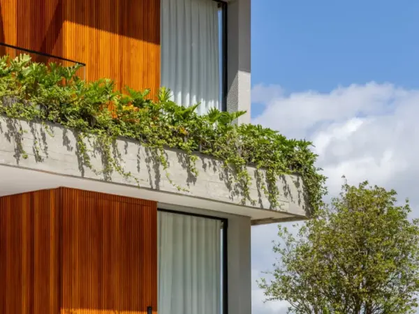Casa Montagna: Exclusividade e Lazer Completo no Condomínio Colinas de Camboriú Village
